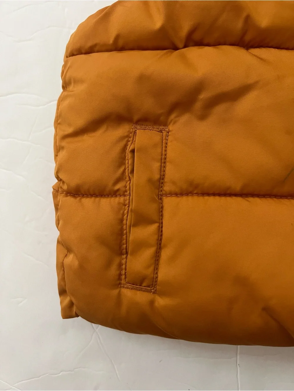 Old Navy 12-18m Kids Rust Orange Puffer Vest Fully lined with padding NWOT